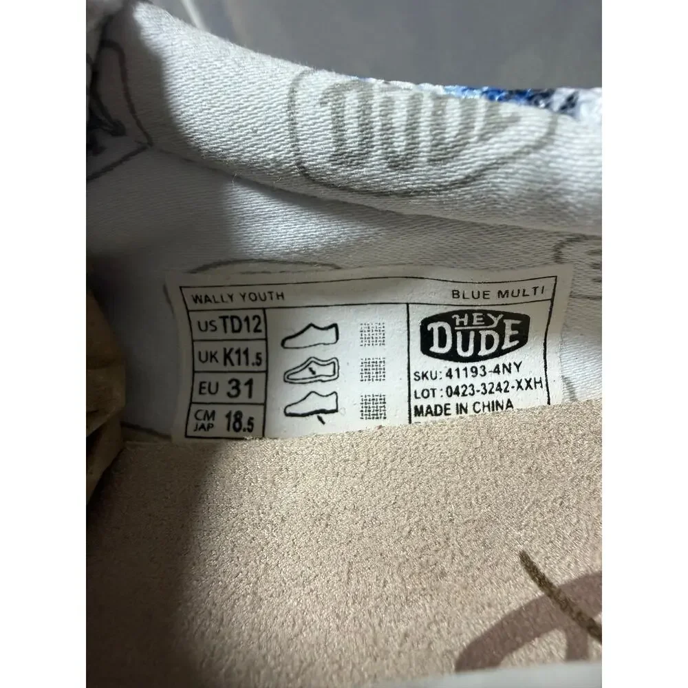 Hey Dude new without